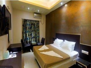 Urmee Hotel Bhubaneswar Exterior photo